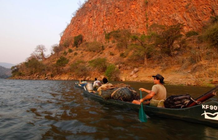 Aventure bivouacs et canoe du lac Kariba à Mana Pools Aventure bivouacs et canoe du lac Kariba à Mana Pools