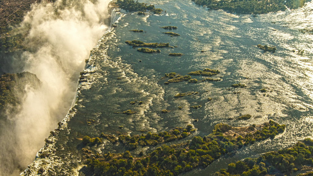 tatenda_mapigoti_unsplash_vfamedia16_9 Victoria Falls