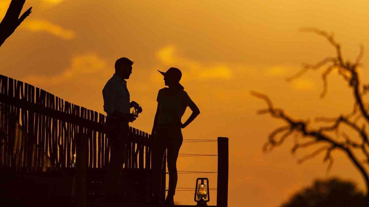 Lune de miel sous les étoiles du Namib