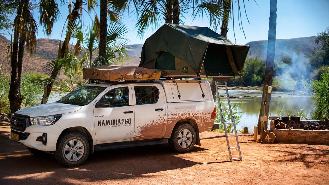 Eric, Barbara, Colombe & Archibald